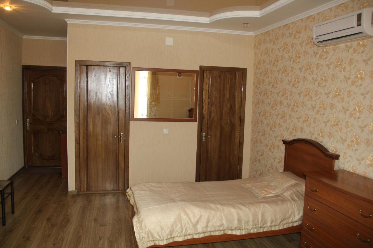 Kristall Hotel Bosteri ภายนอก รูปภาพ