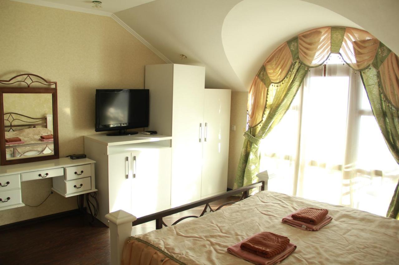 Kristall Hotel Bosteri ภายนอก รูปภาพ