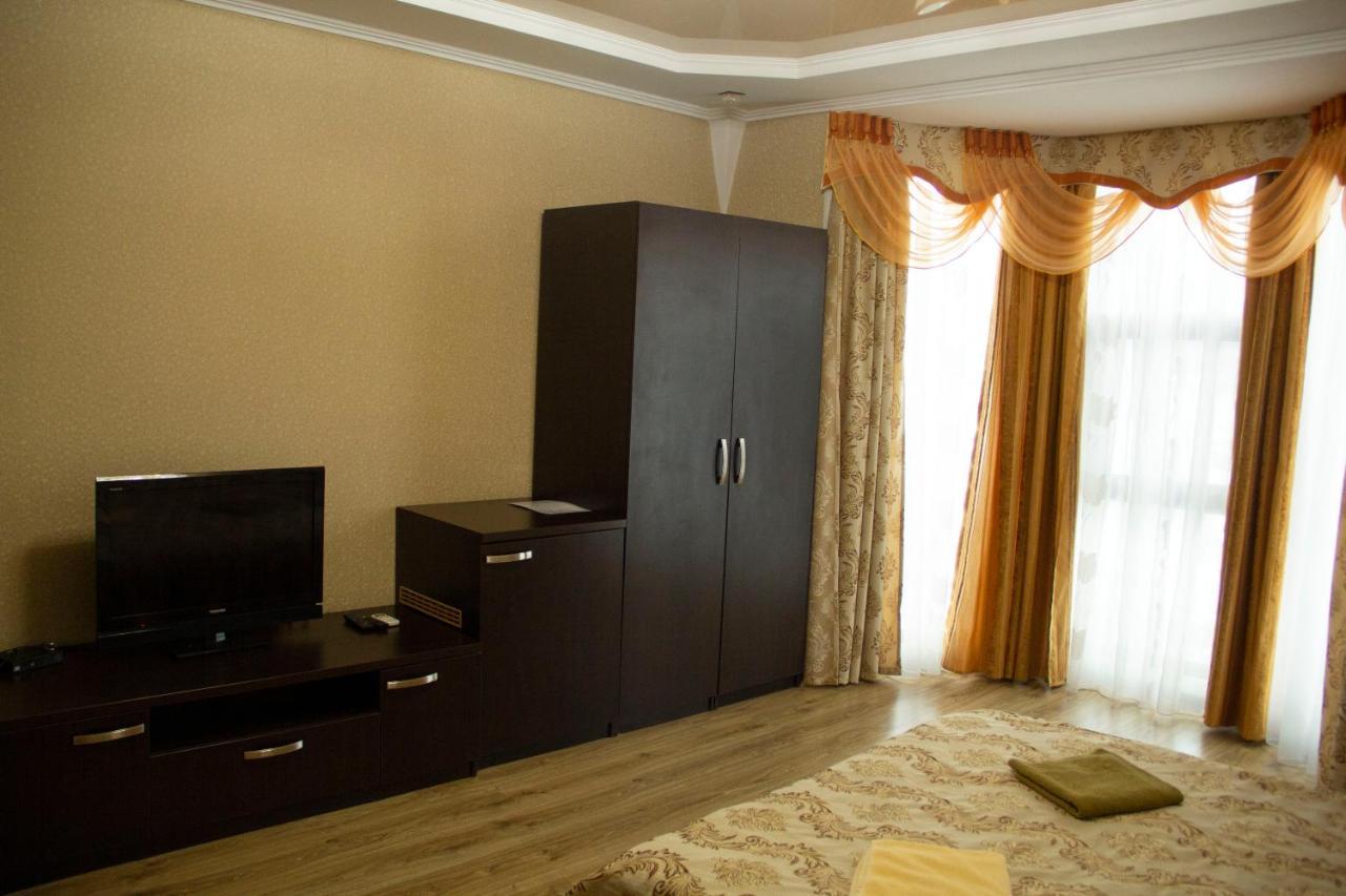 Kristall Hotel Bosteri ภายนอก รูปภาพ
