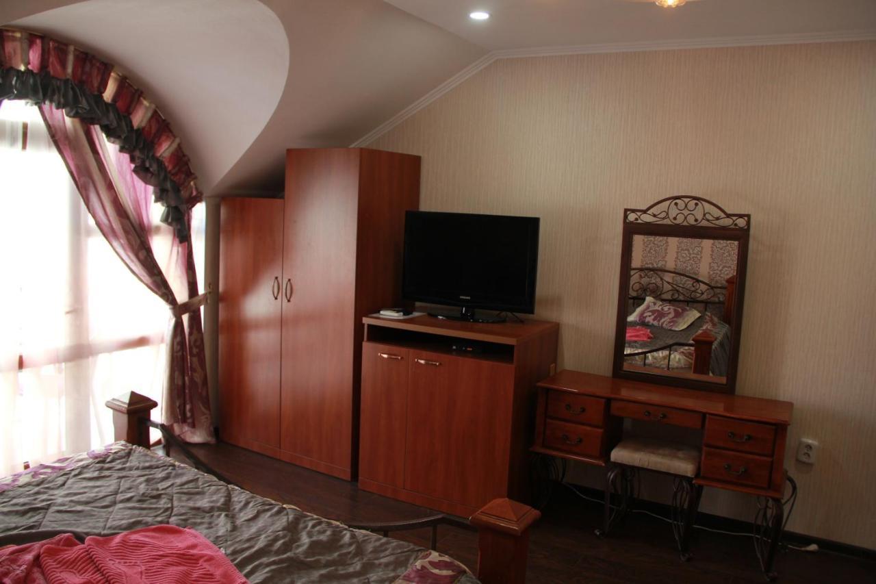 Kristall Hotel Bosteri ภายนอก รูปภาพ