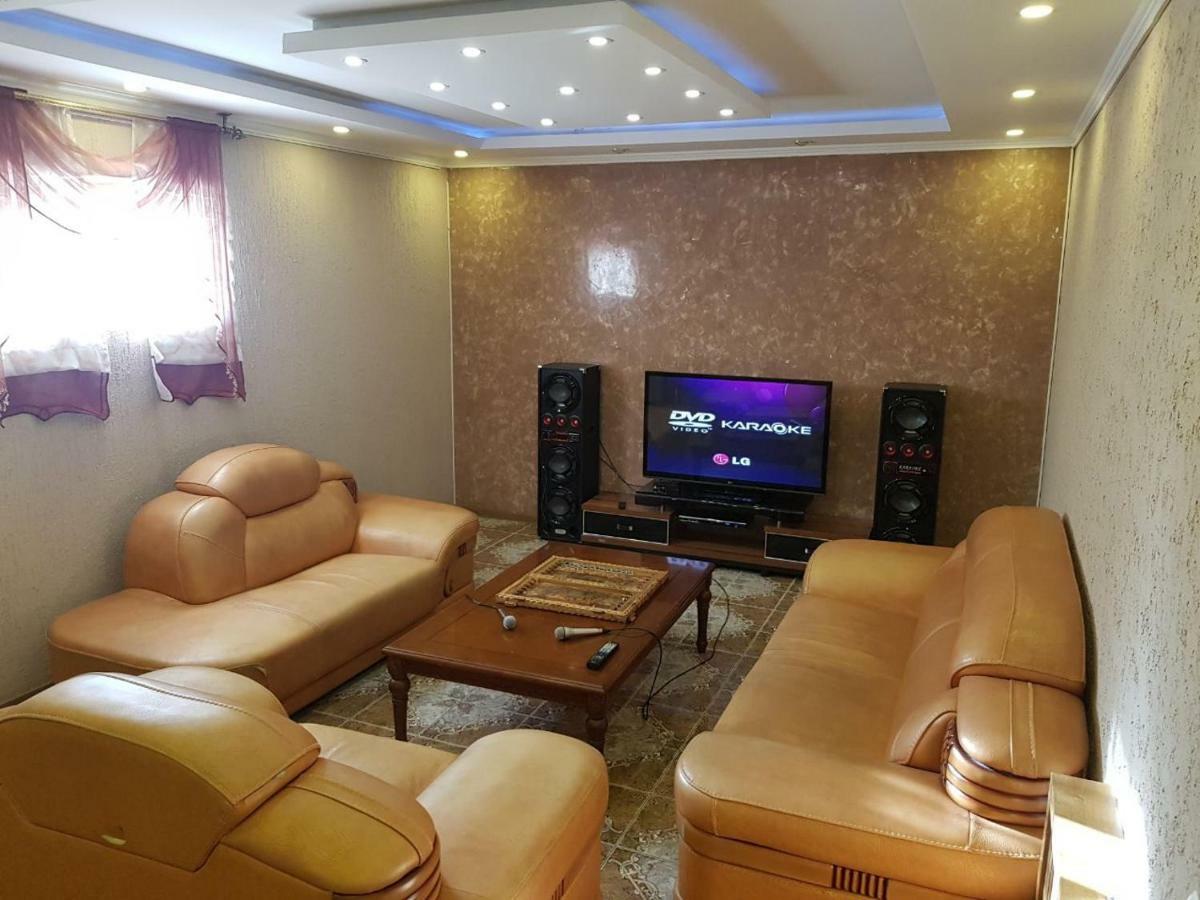 Kristall Hotel Bosteri ภายนอก รูปภาพ