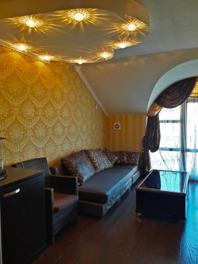 Kristall Hotel Bosteri ภายนอก รูปภาพ